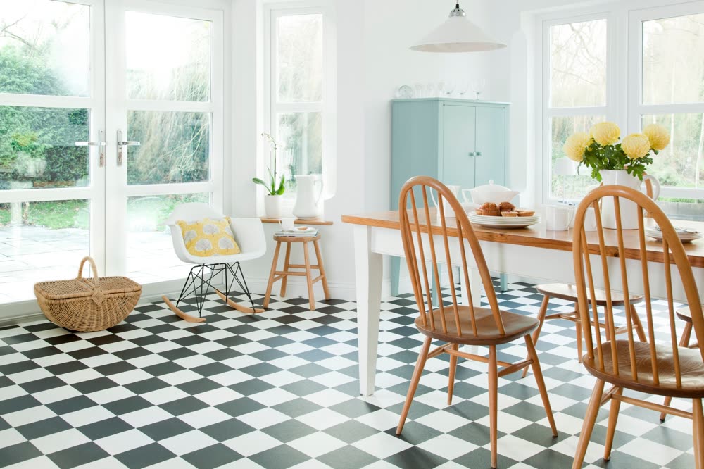 Concept Living Vinyl fitted in a room